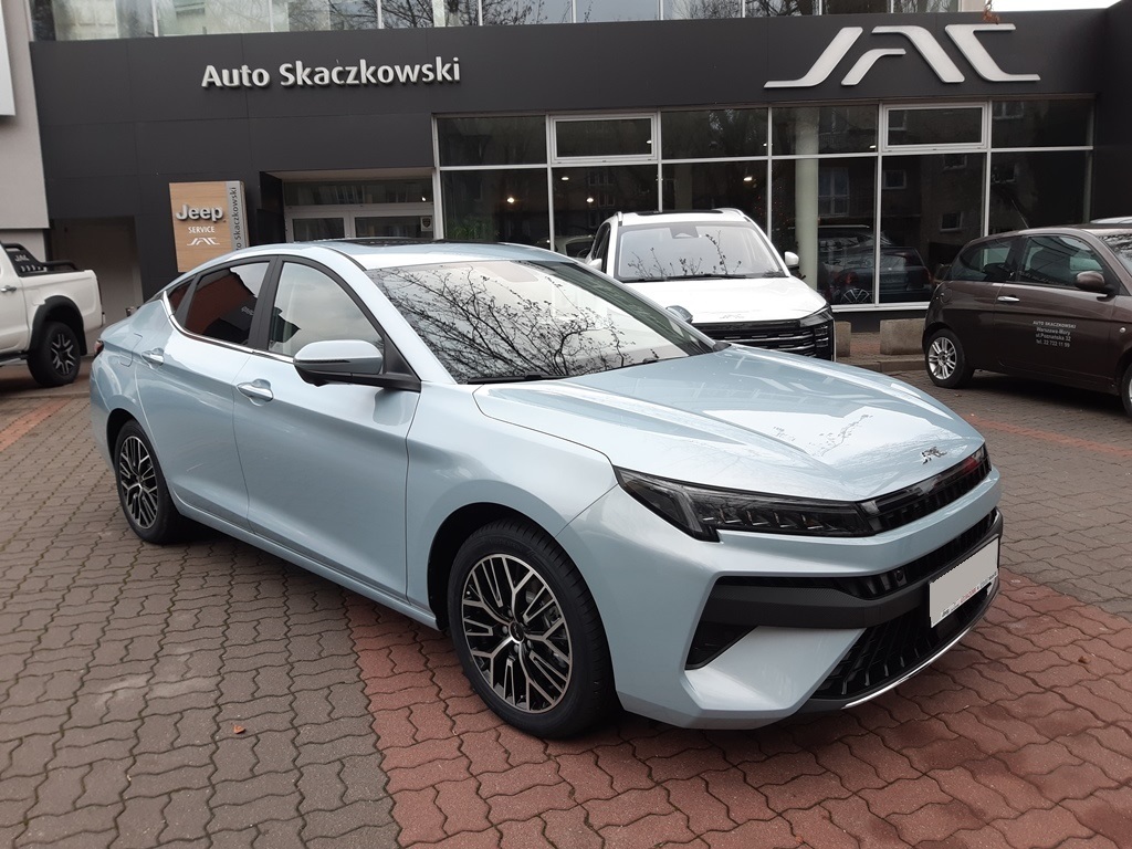 JAC JS7 PLUS 1.5 136KM 2WD CVT 2025