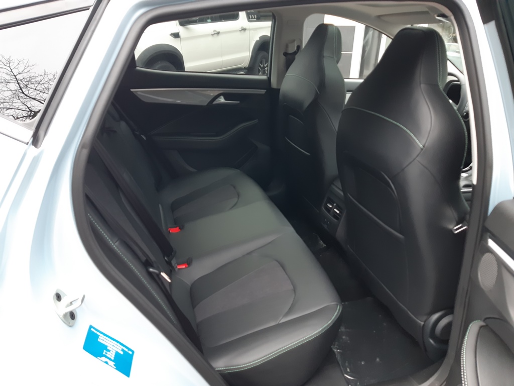 JAC JS7 PLUS 1.5 136KM 2WD CVT 2025