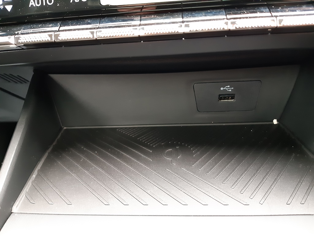 JAC JS8 PRO 1.5 175KM 2WD 7AT 7OS. 2025