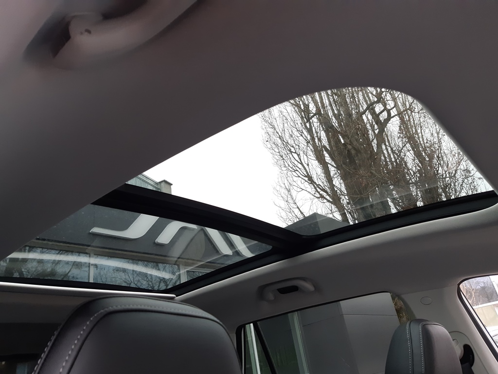 JAC JS8 PRO 1.5 175KM 2WD 7AT 7OS. 2025