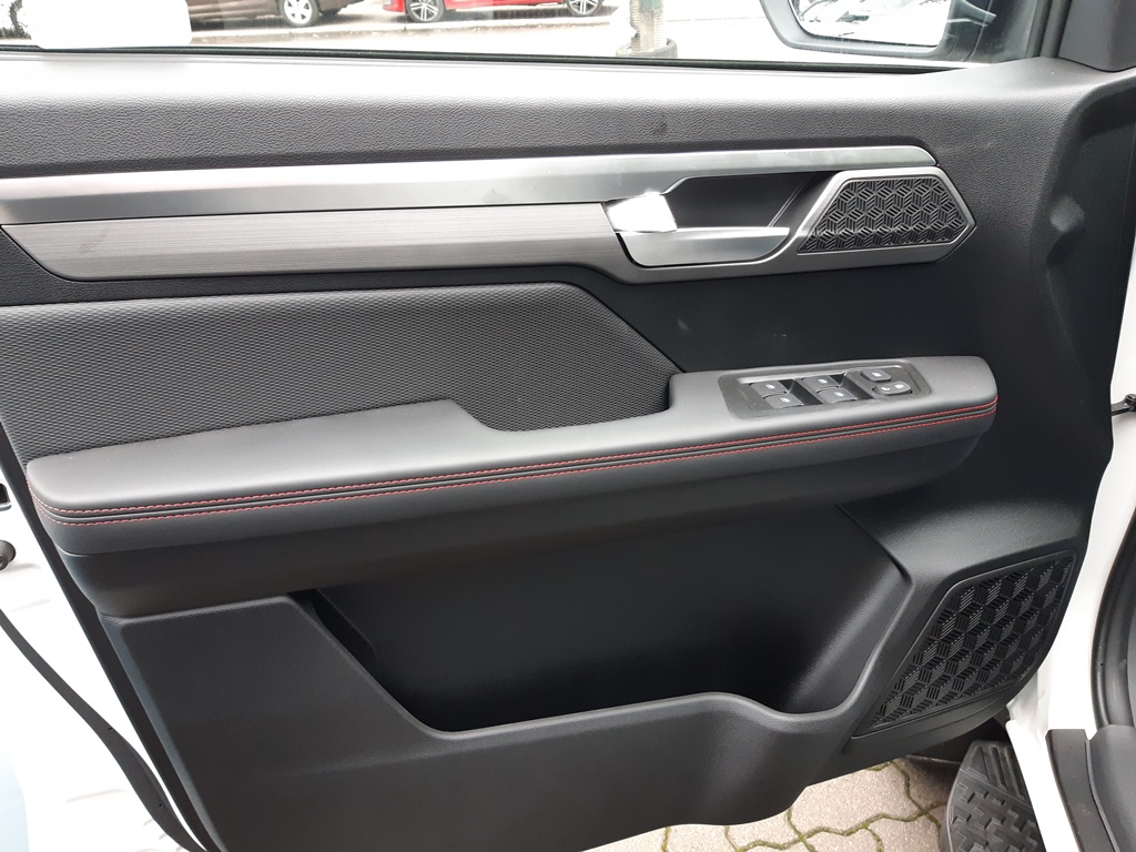 JAC T8 PRO 2.0D 136KM 4WD 6MT 2025