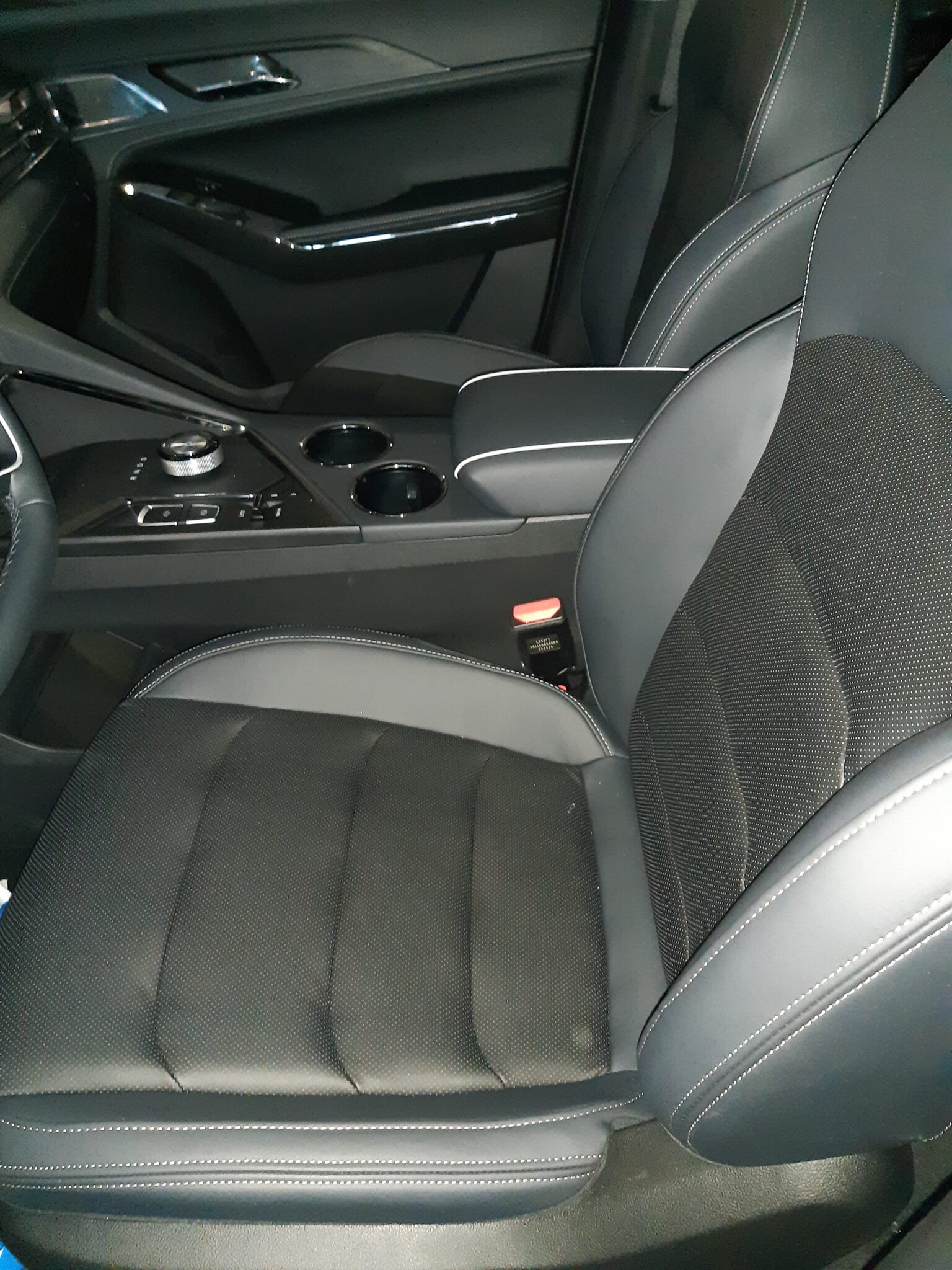 JAC JS8 PRO 1.5 175KM 2WD 7AT 7OS. 2025