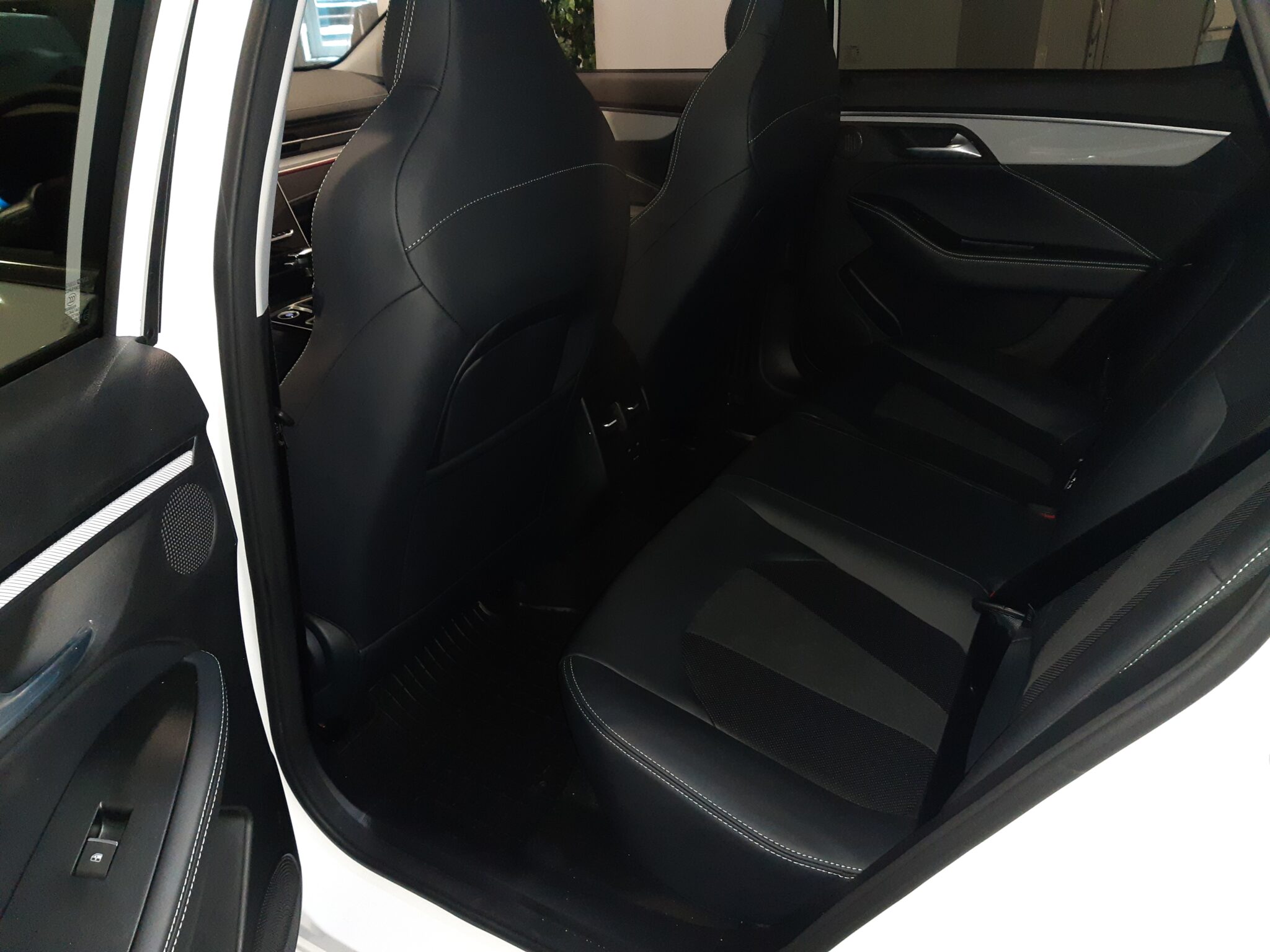 JAC JS7 PLUS 1.5 136KM 2WD CVT 2025