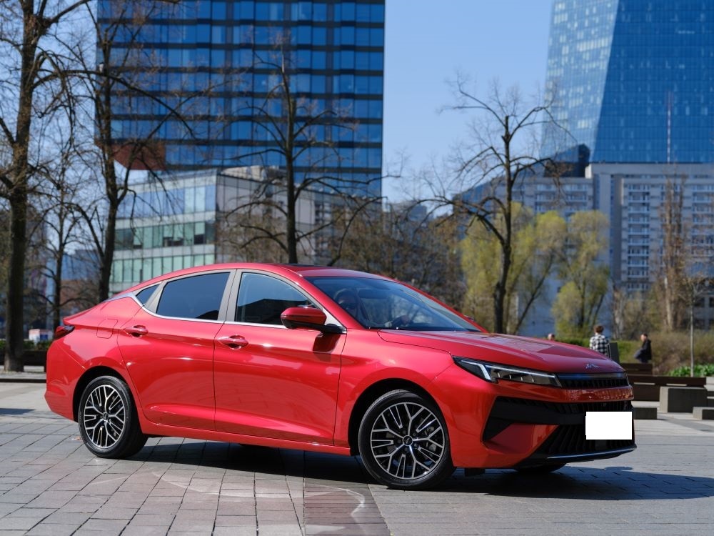 JAC JS7 PLUS 1.5 136KM 2WD CVT 2025