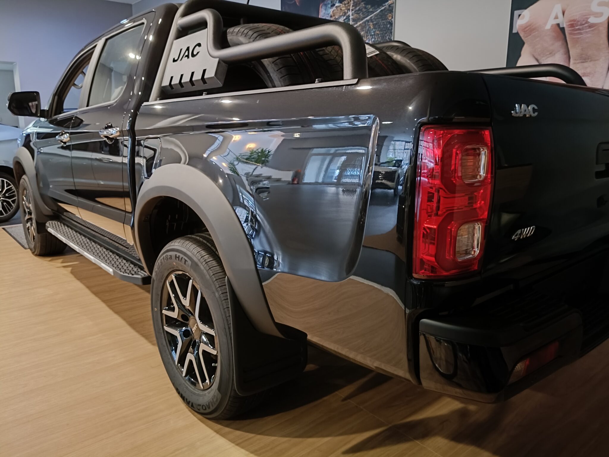 JAC T8 PRO 2.0D 136KM 4WD 6MT 2025