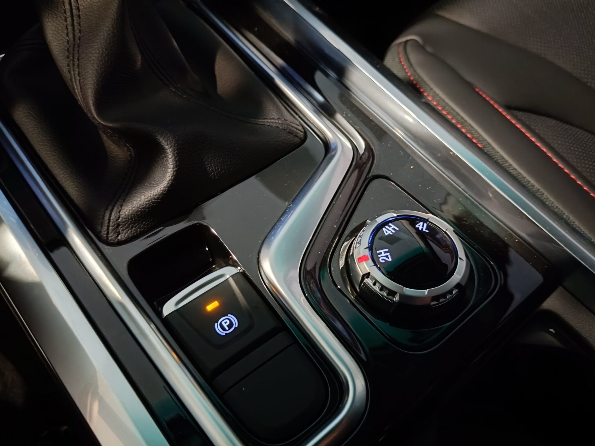 JAC T8 PRO 2.0D 136KM 4WD 6MT 2025