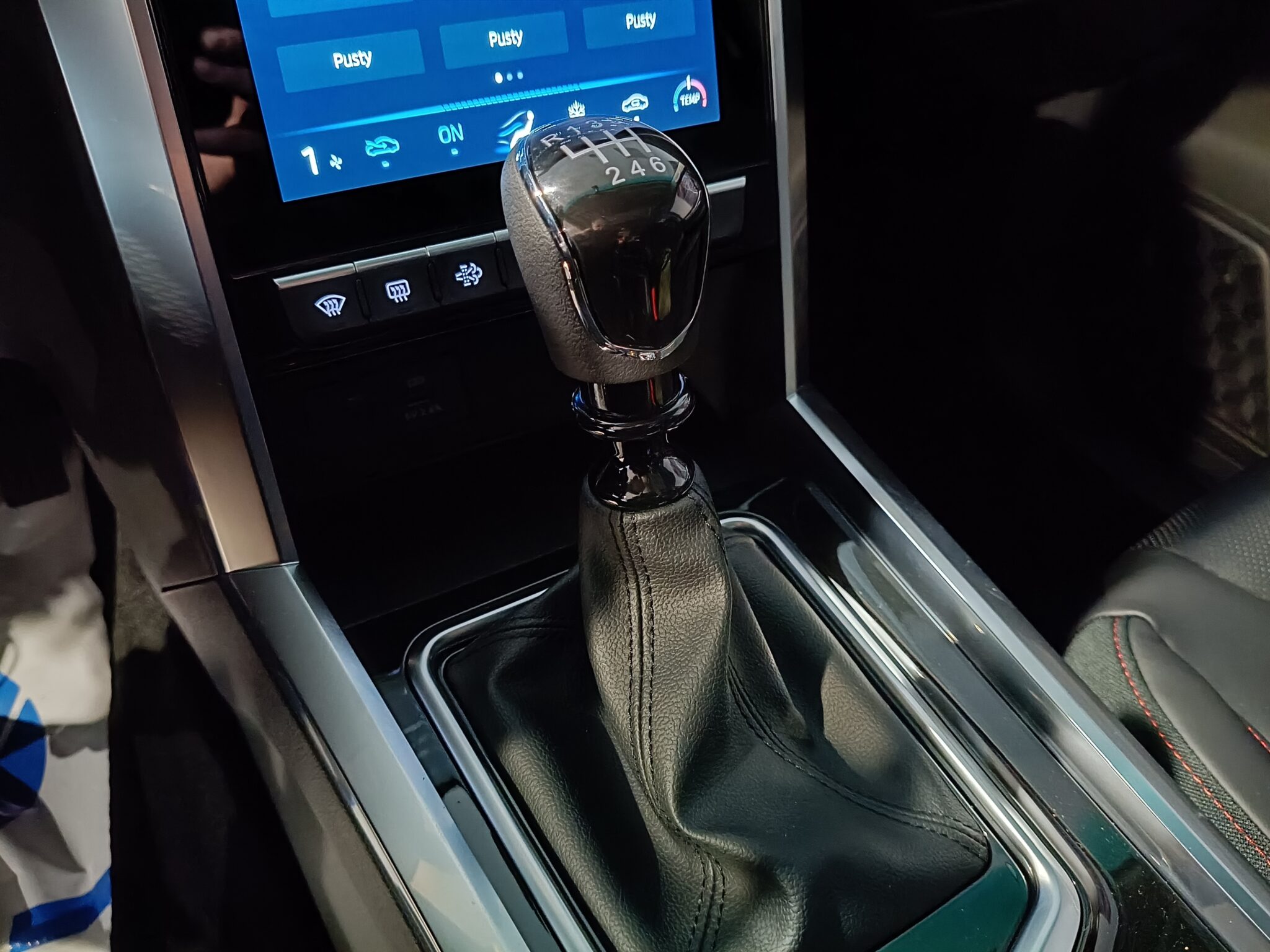 JAC T8 PRO 2.0D 136KM 4WD 6MT 2025