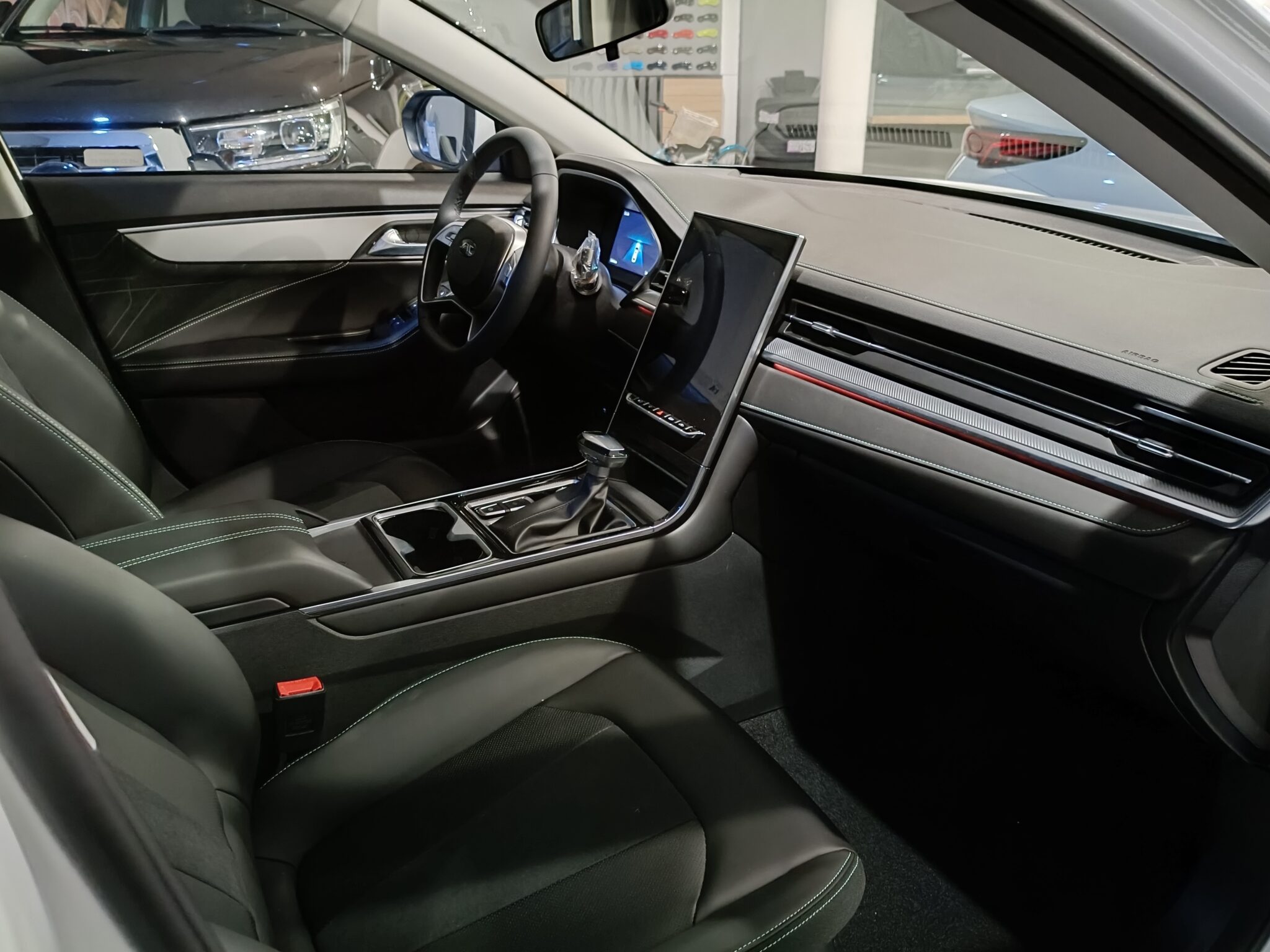 JAC JS7 PLUS 1.5 136KM 2WD CVT 2025