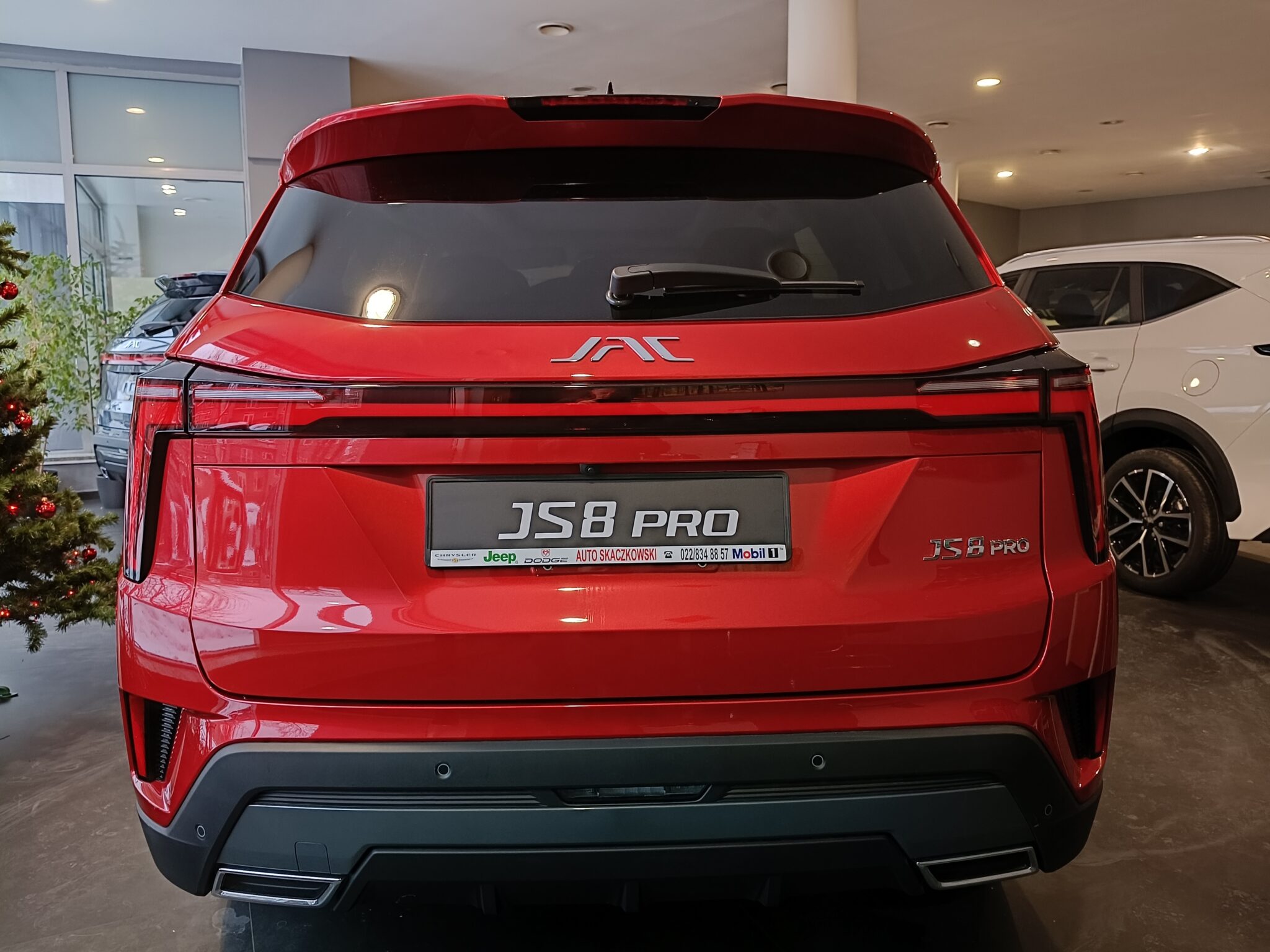 JAC JS8 PRO 1.5 175KM 2WD 7AT 7OS. 2025