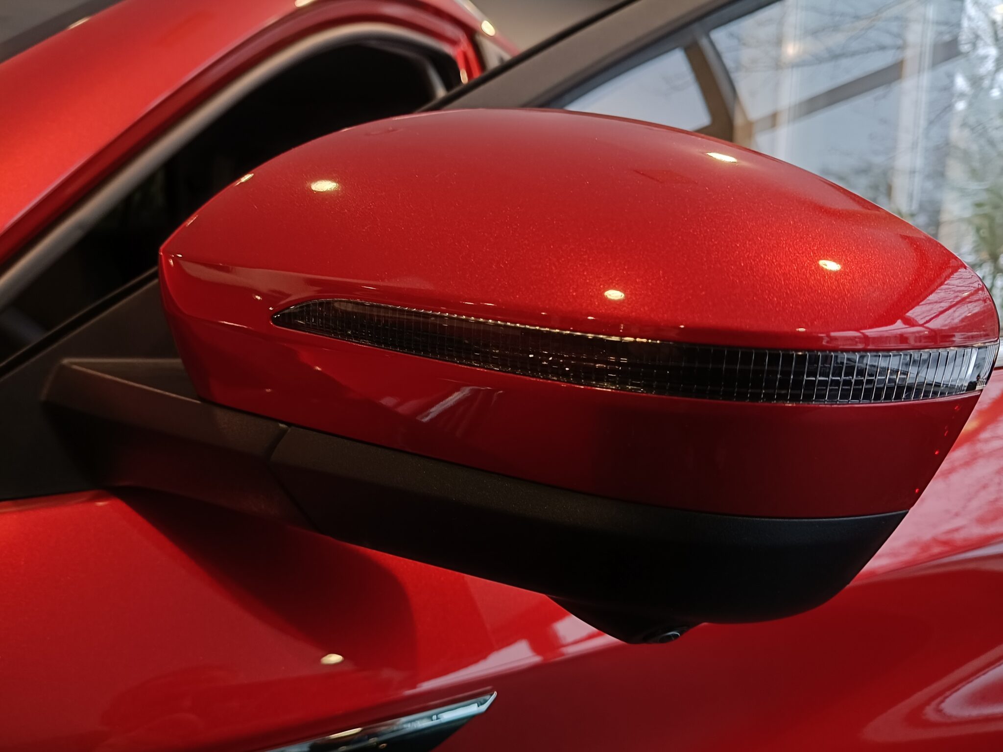 JAC JS8 PRO 1.5 175KM 2WD 7AT 7OS. 2025