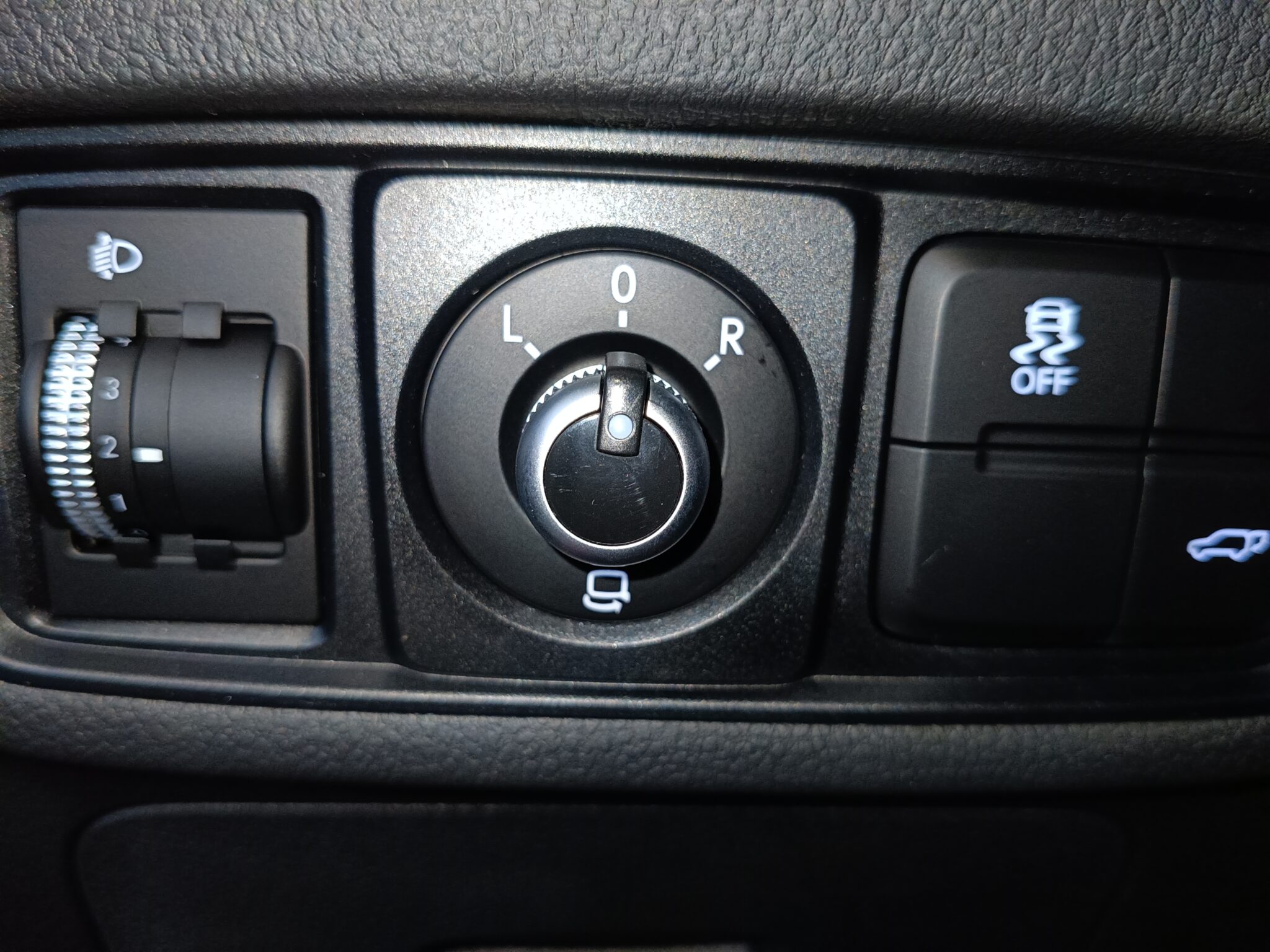 JAC JS8 PRO 1.5 175KM 2WD 7AT 7OS. 2025