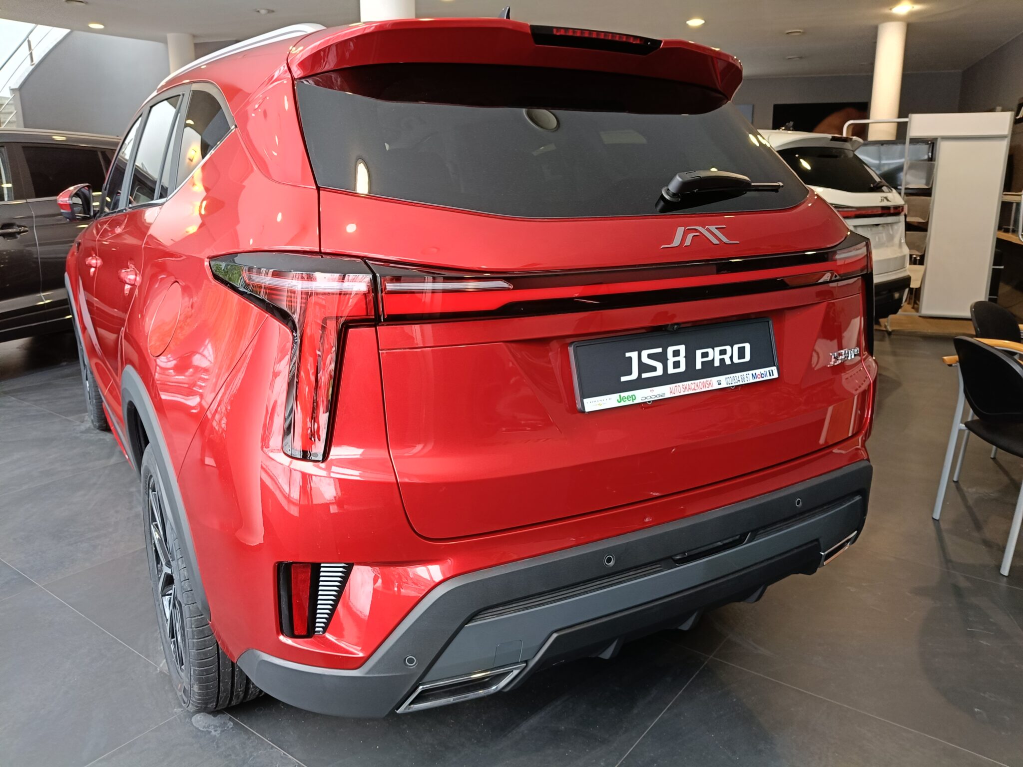 JAC JS8 PRO 1.5 175KM 2WD 7AT 7OS. 2025