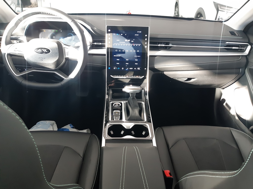 JAC J7 PLUS 1.5 136KM 2WD CVT 2025