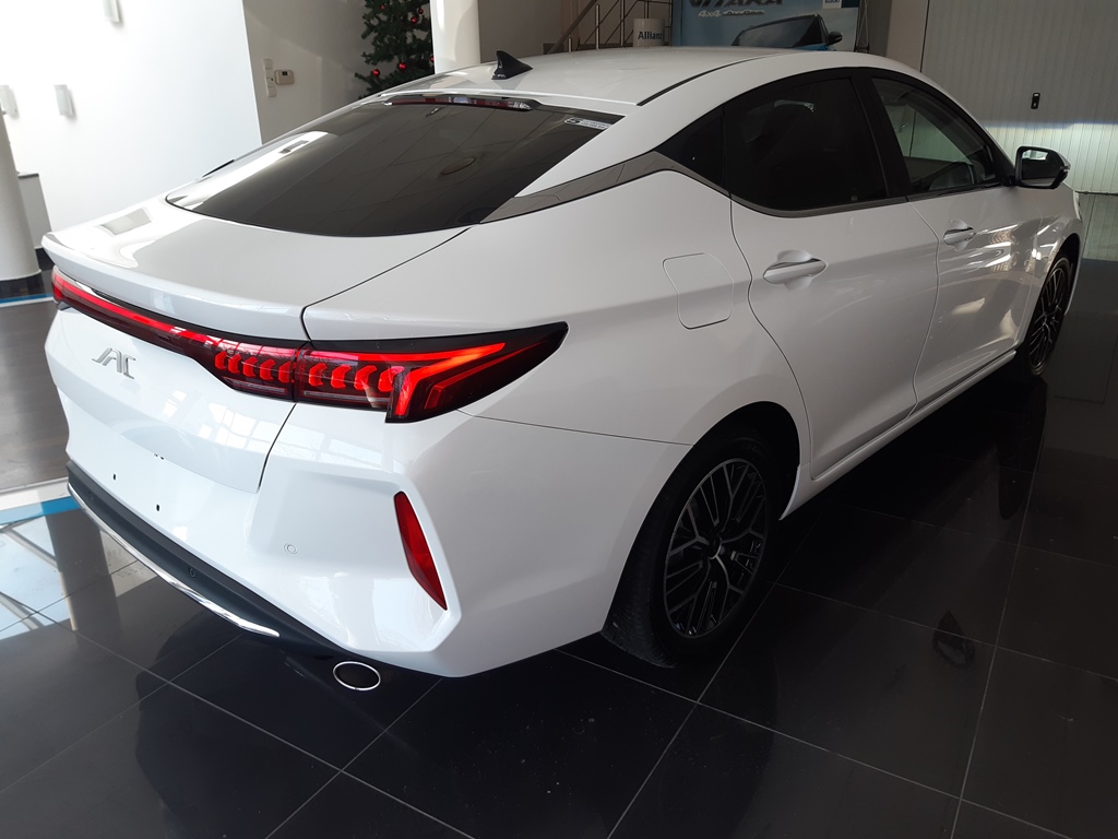 JAC J7 PLUS 1.5 136KM 2WD CVT 2025