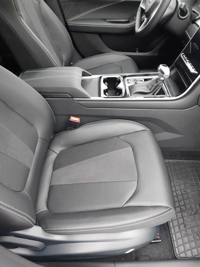 JAC J7 PLUS 1.5 136KM 2WD CVT 2025