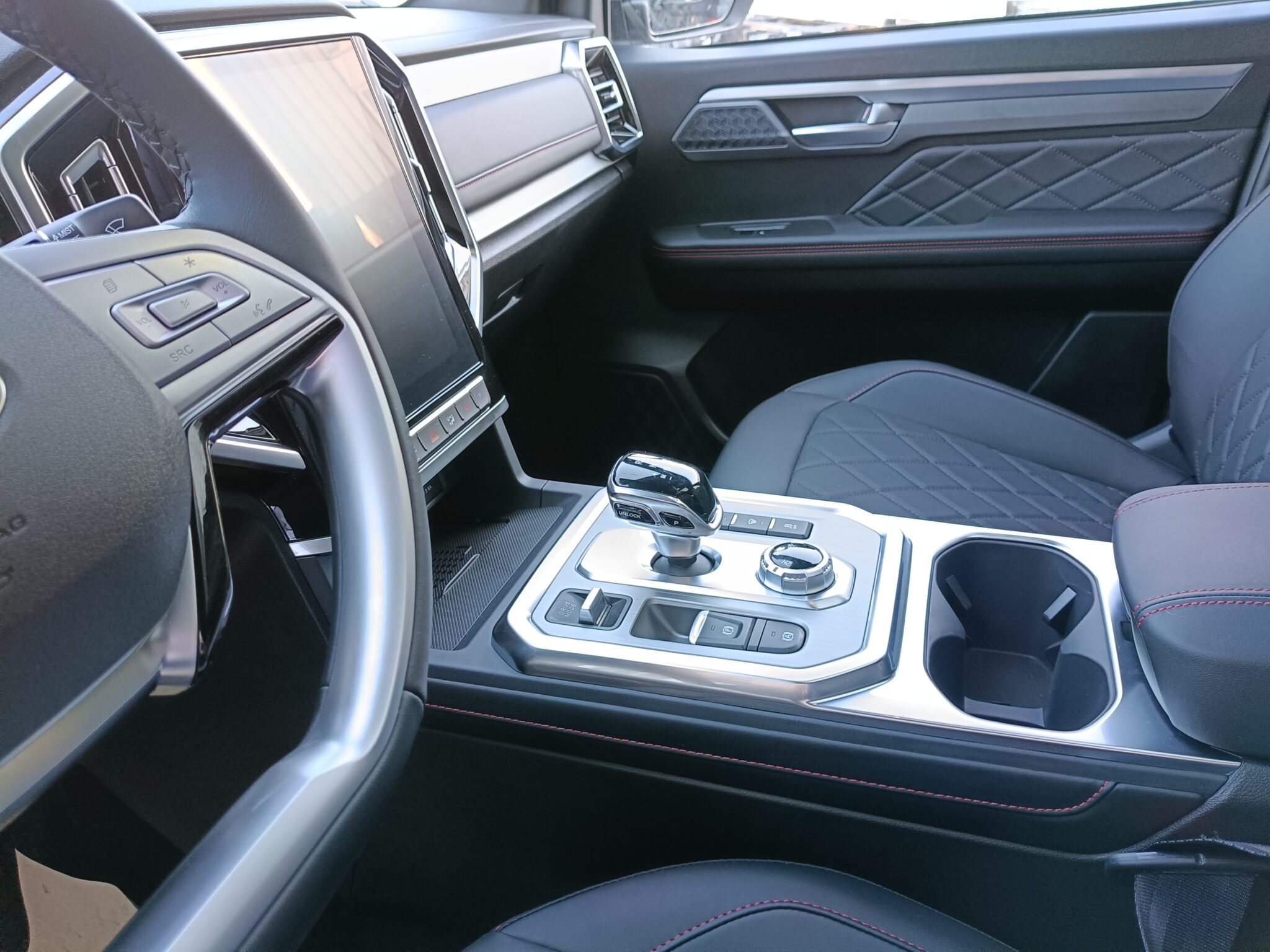 JAC T9  2.0D 163KM 4WD 8AT 2026