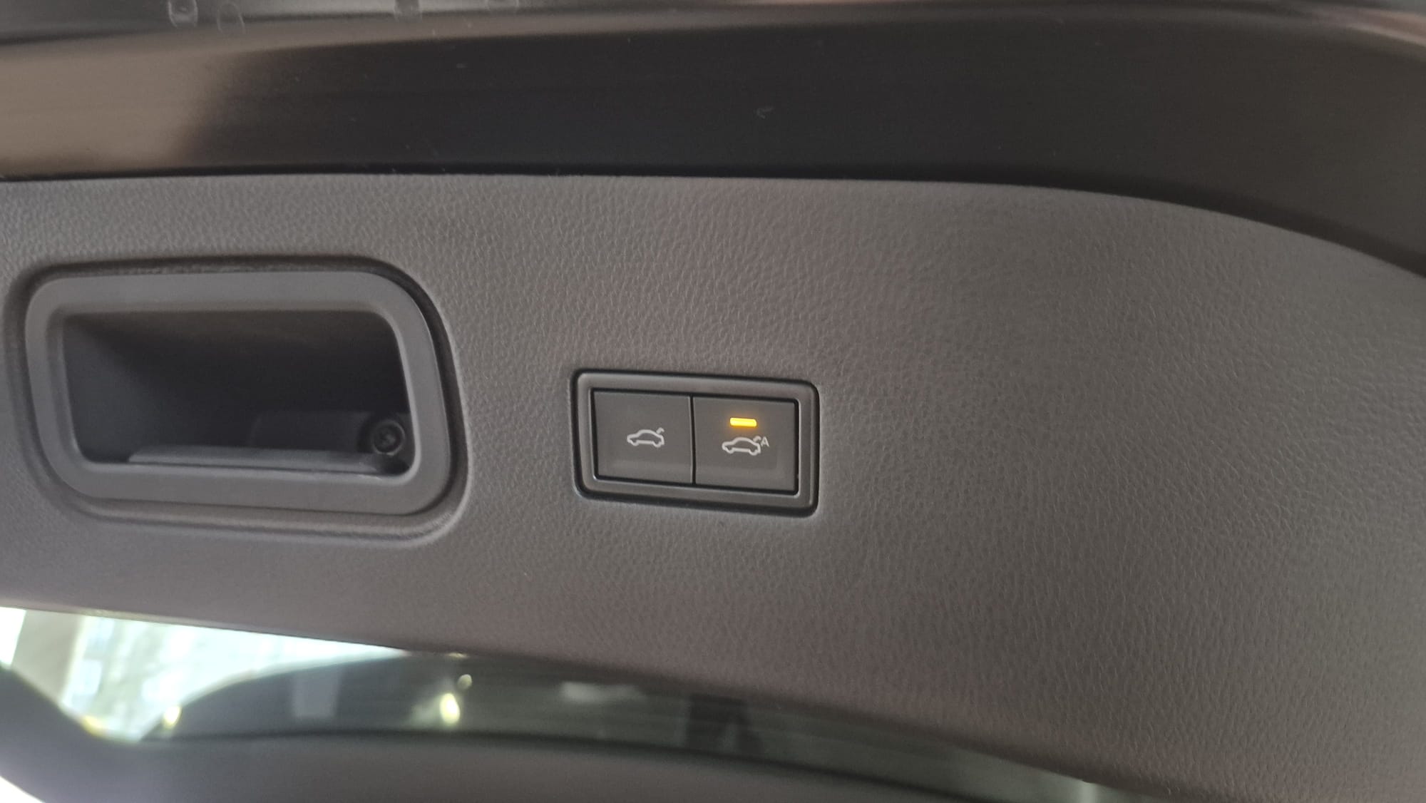 JAC JS8 PRO 1.5 175KM 2WD 7AT 7OS. 2025