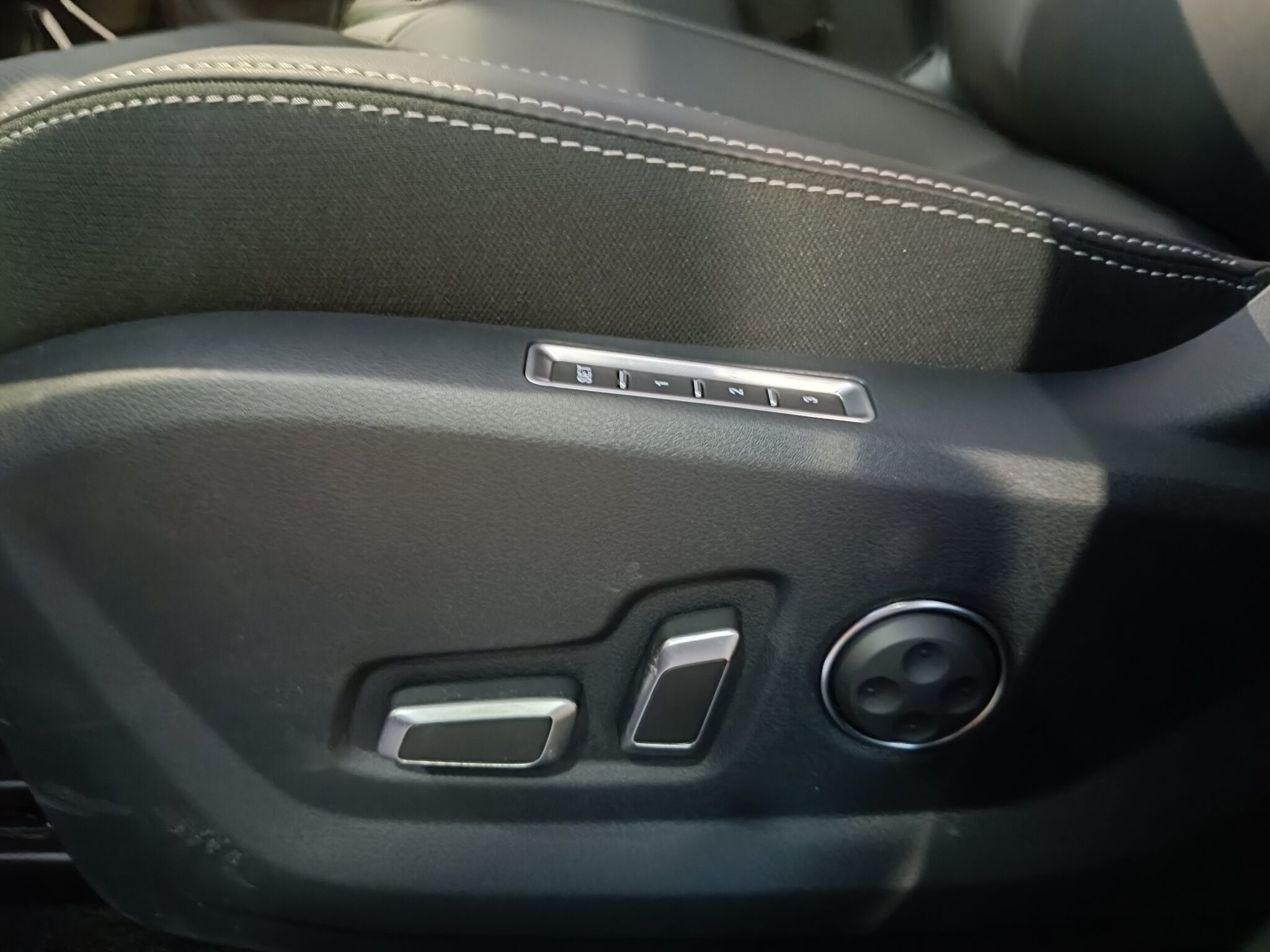 JAC JS6 1.5 174KM 2WD 7AT 2026