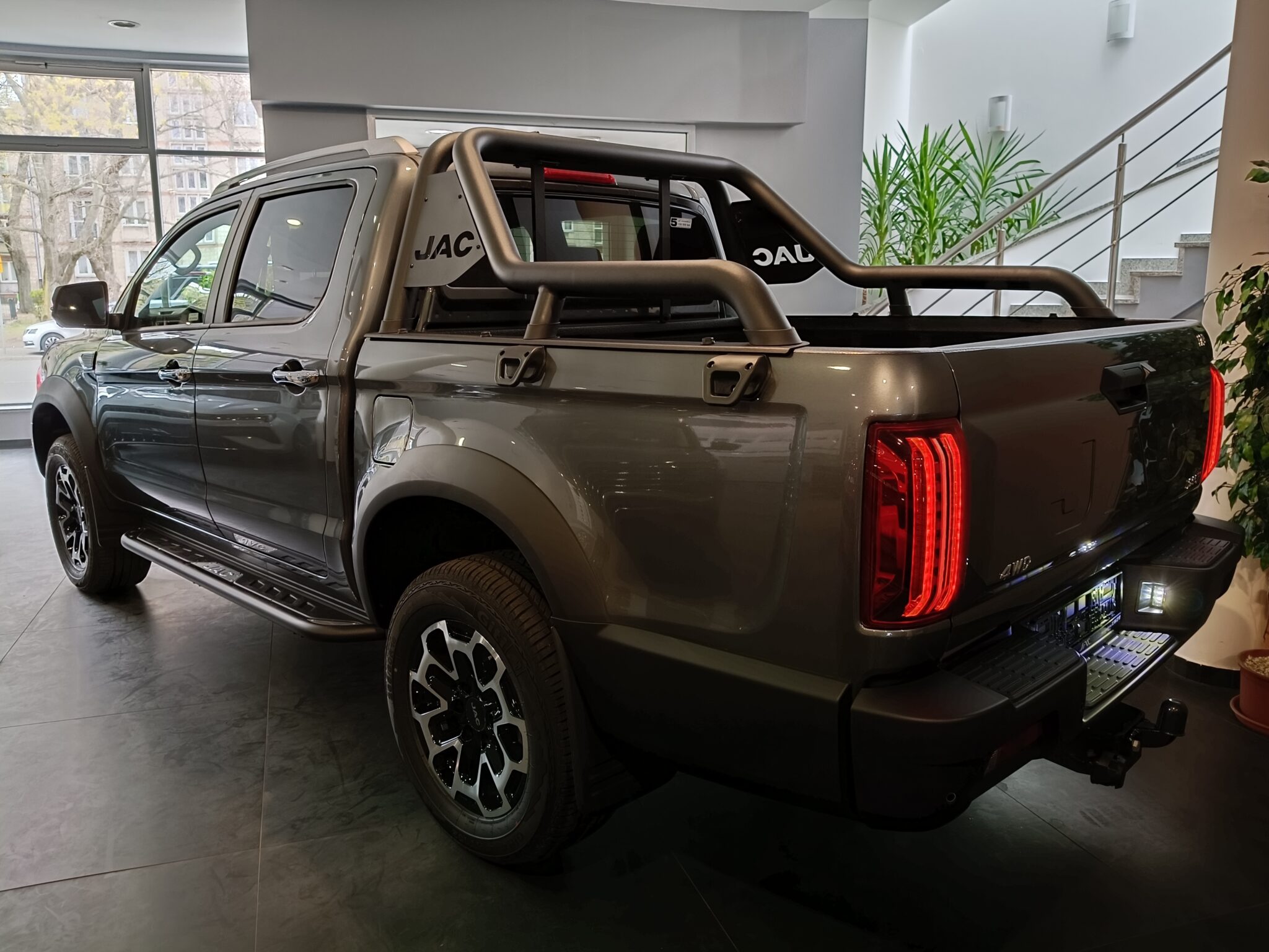 JAC T9  2.0D 163KM 4WD 8AT 2026