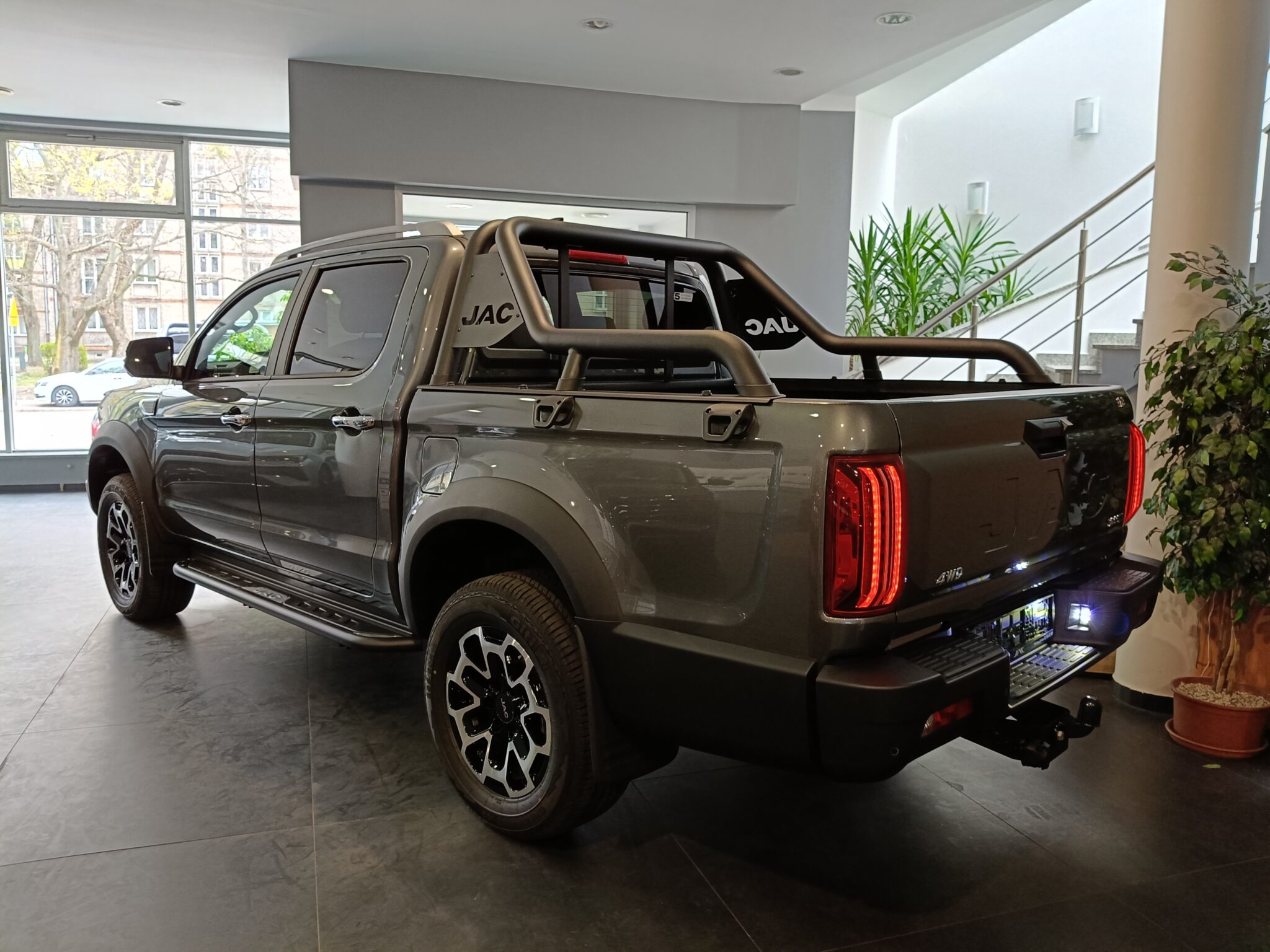 JAC T9  2.0D 163KM 4WD 8AT 2026