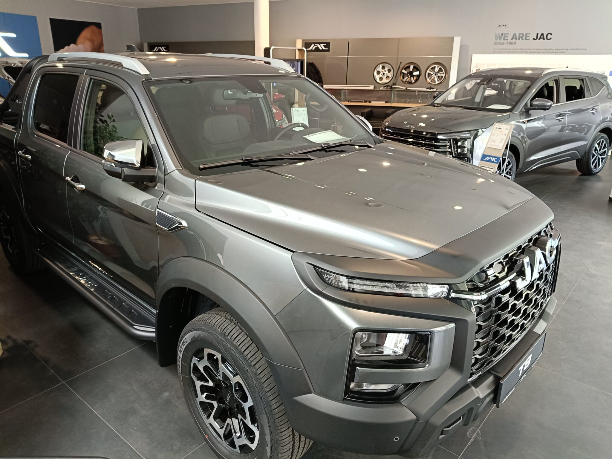 JAC T9  2.0D 163KM 4WD 8AT 2026