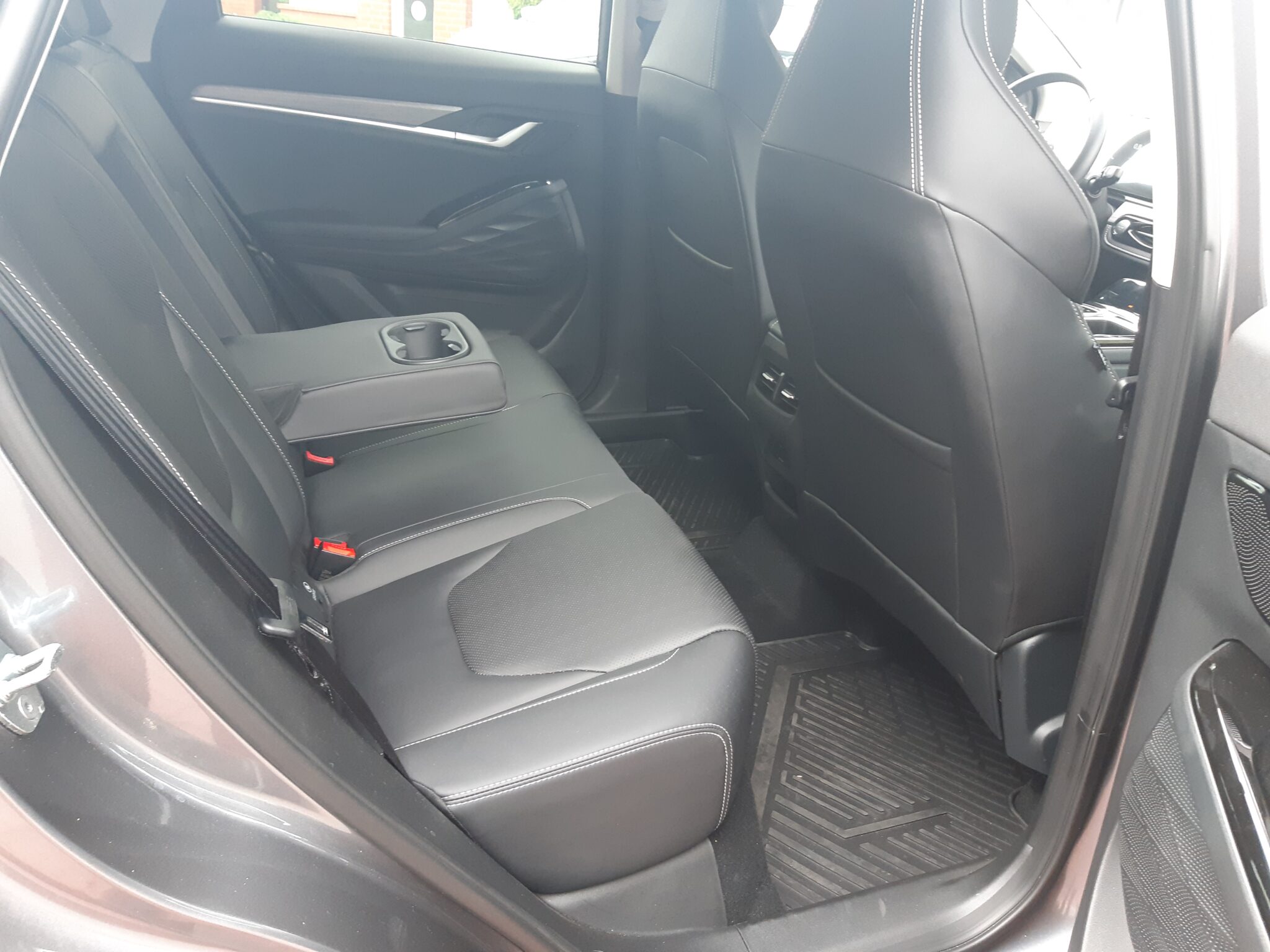 JAC JS6 1.5 174KM 2WD 6AT 2026 DEMO