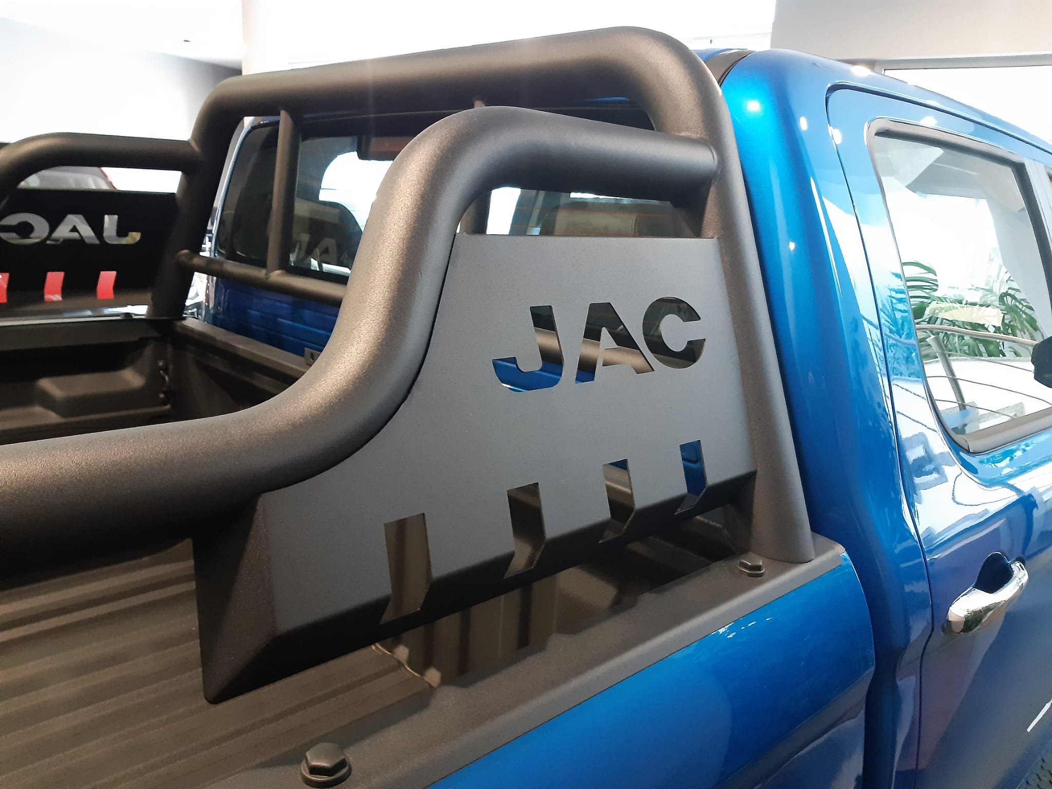 JAC T8 PRO 2.0D 136KM 4WD 6MT 2026
