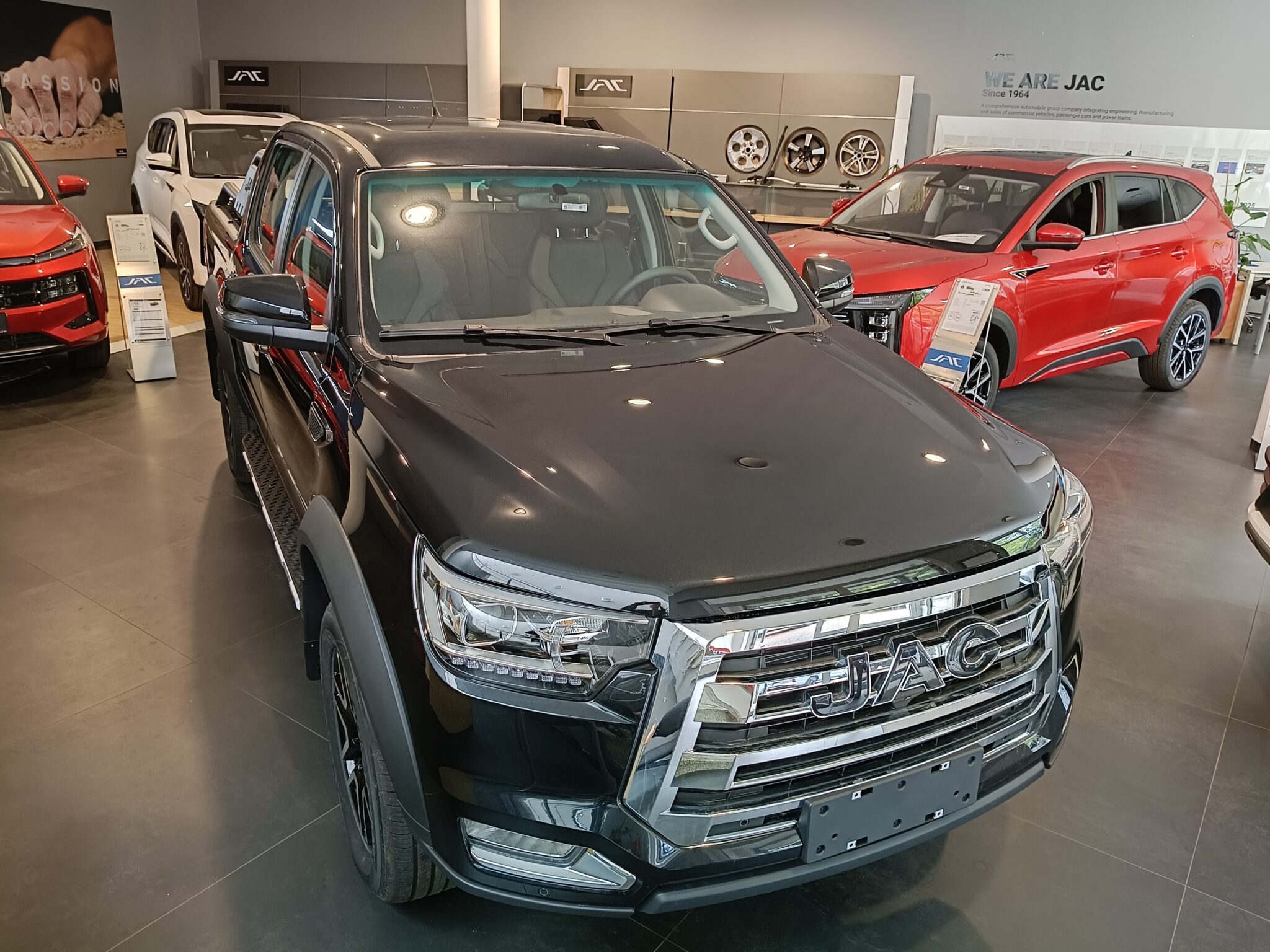 JAC T8 PRO 2.0D 136KM 4WD 6MT 2026