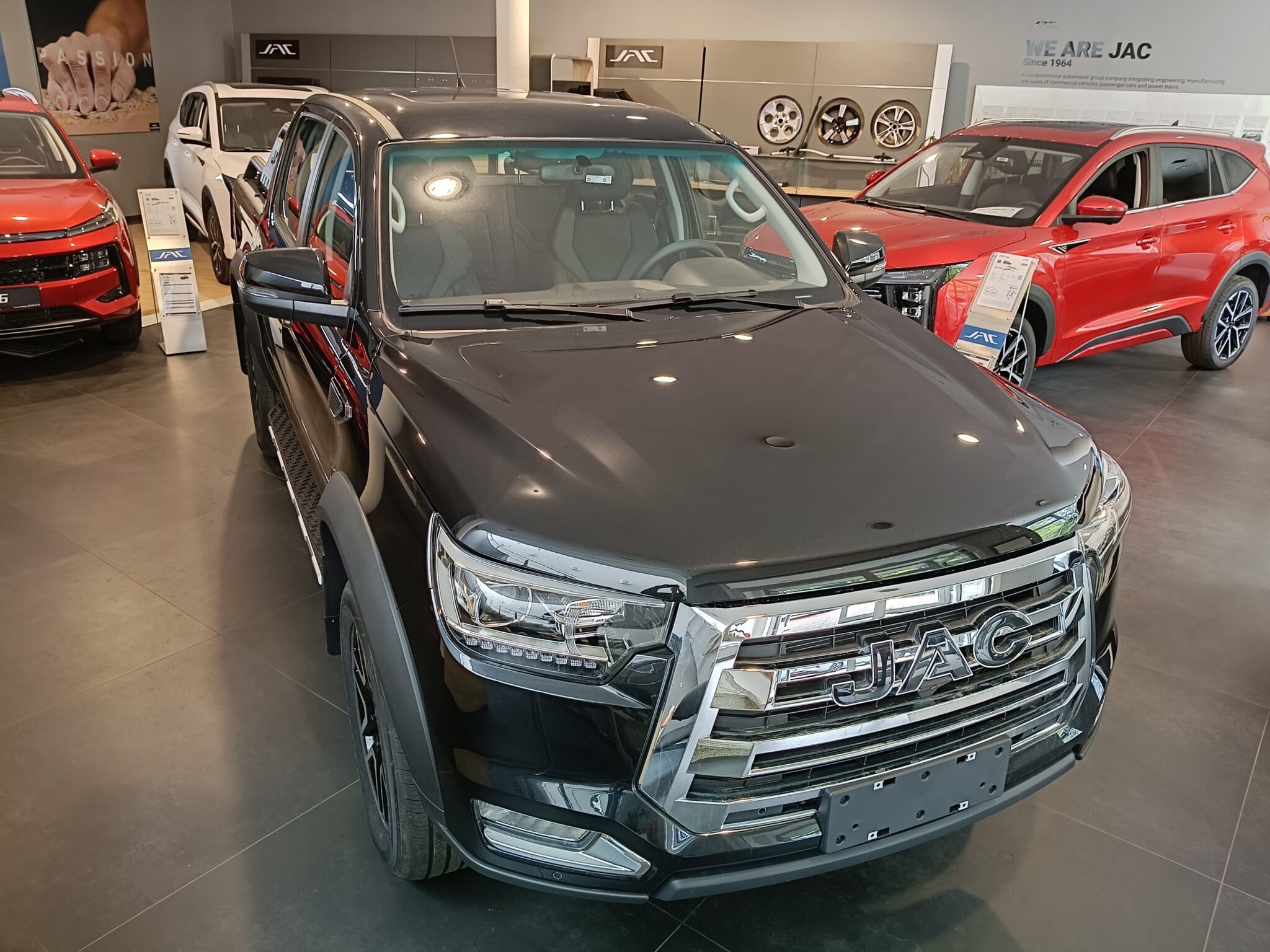 JAC T8 PRO 2.0D 136KM 4WD 6MT 2026