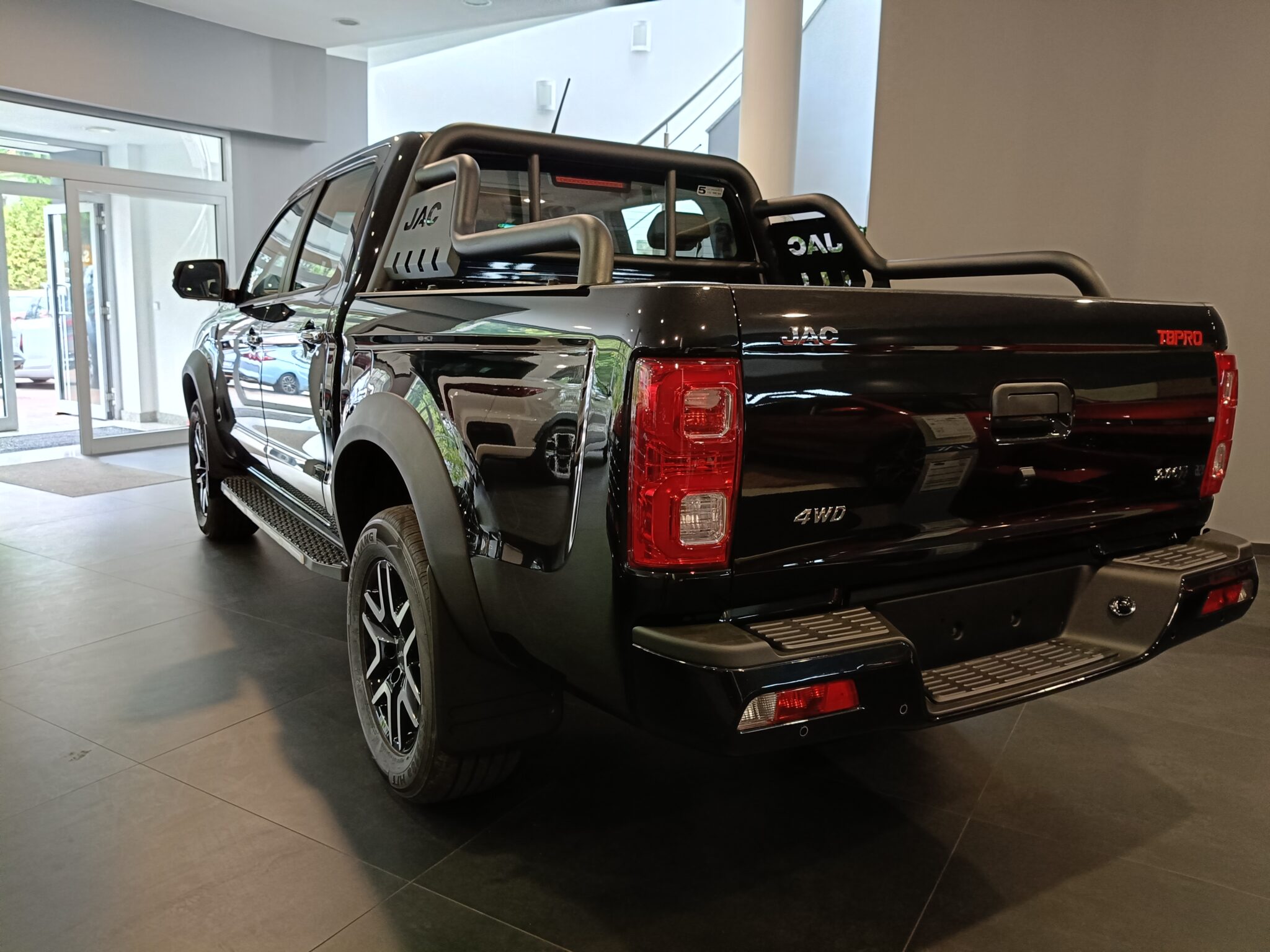 JAC T8 PRO 2.0D 136KM 4WD 6MT 2026