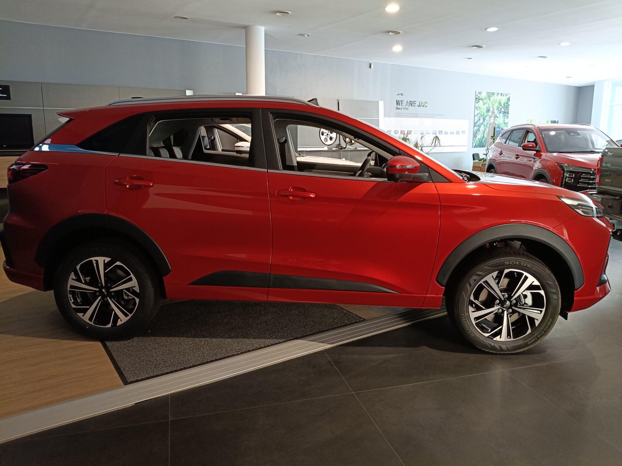 JAC JS6 1.5 174KM 2WD 6AT 2026