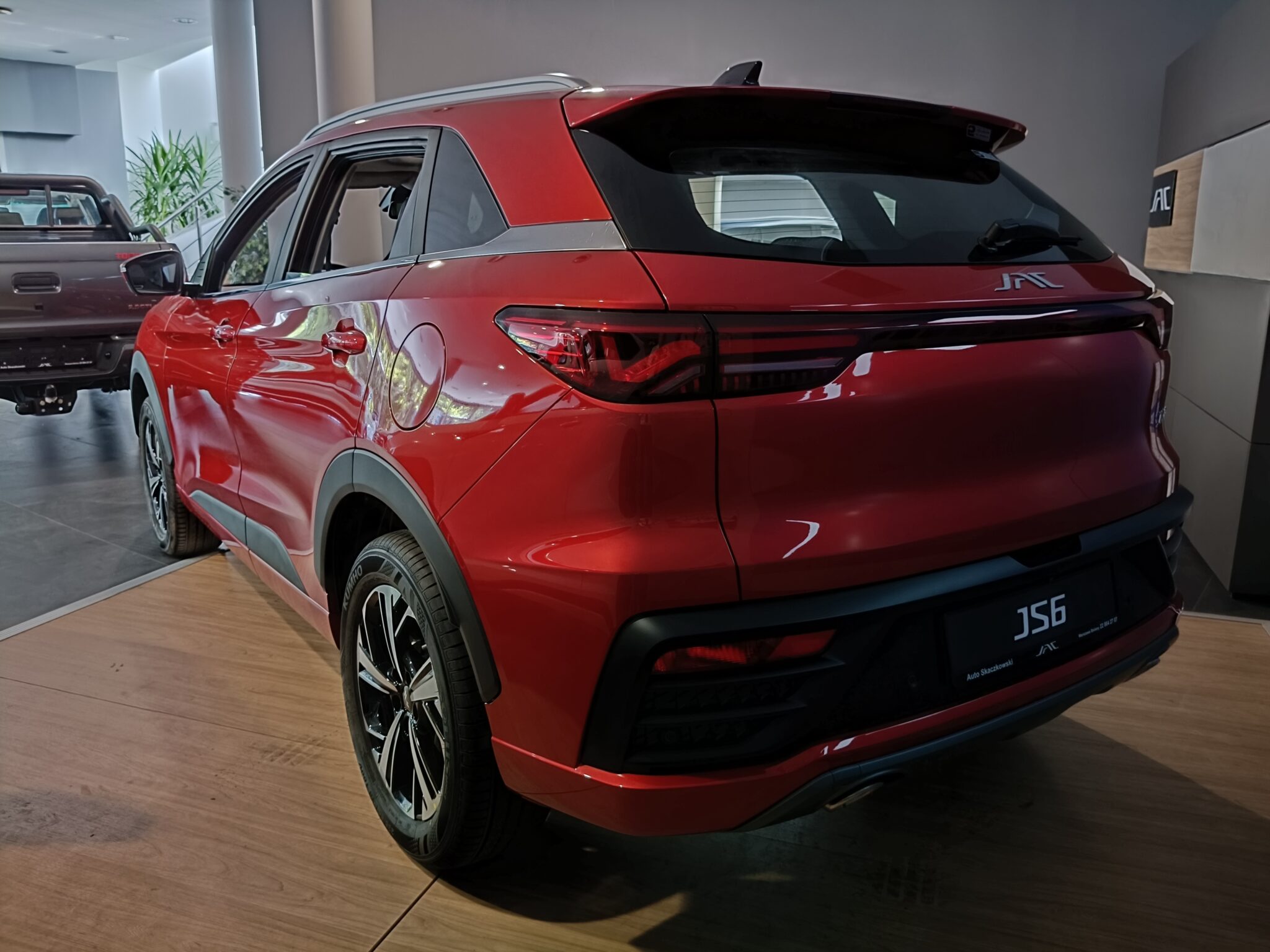 JAC JS6 1.5 174KM 2WD 6AT 2026
