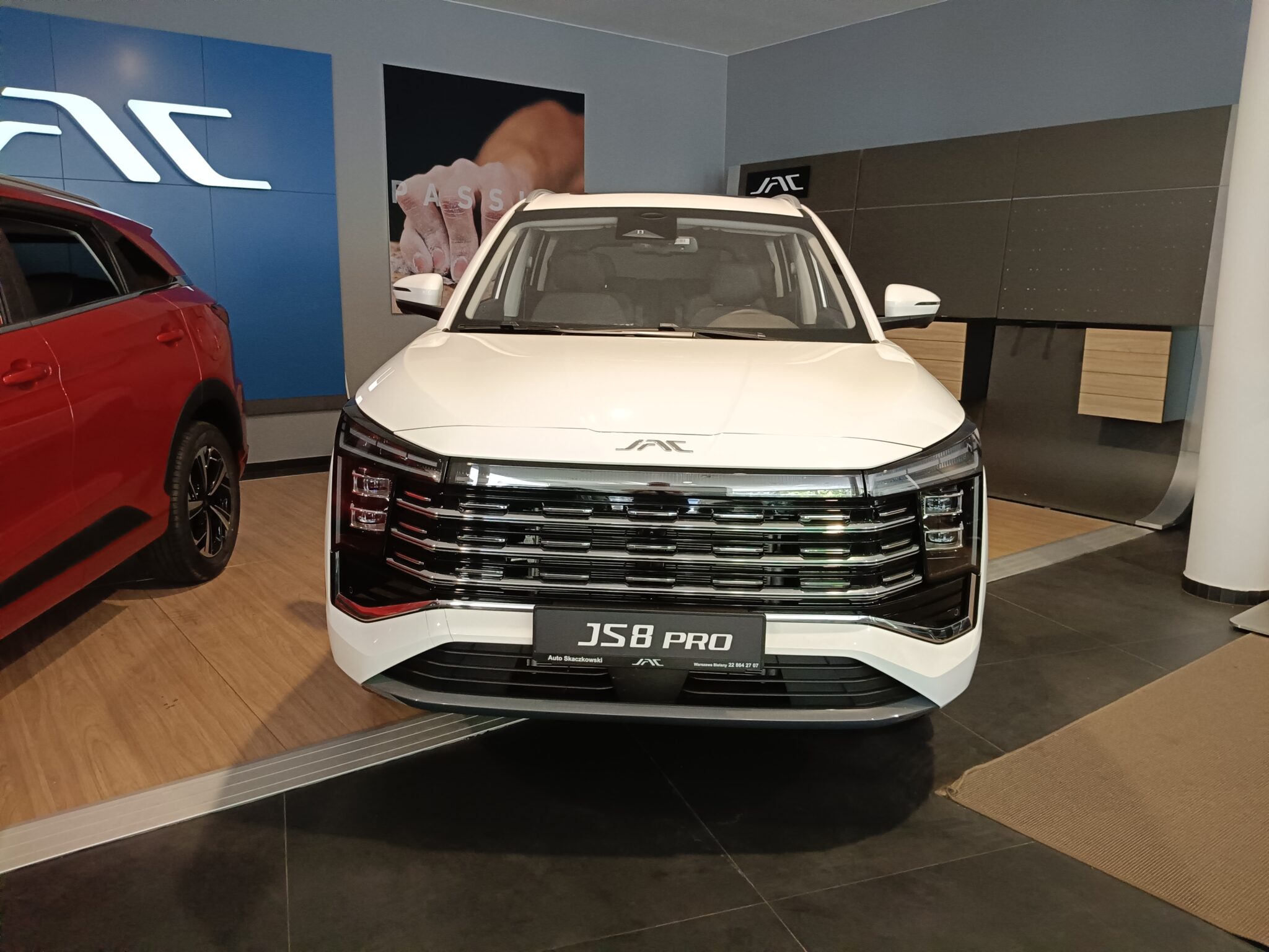 JAC JS8 PRO 1.5 175KM 2WD 7AT 6OS. 2026