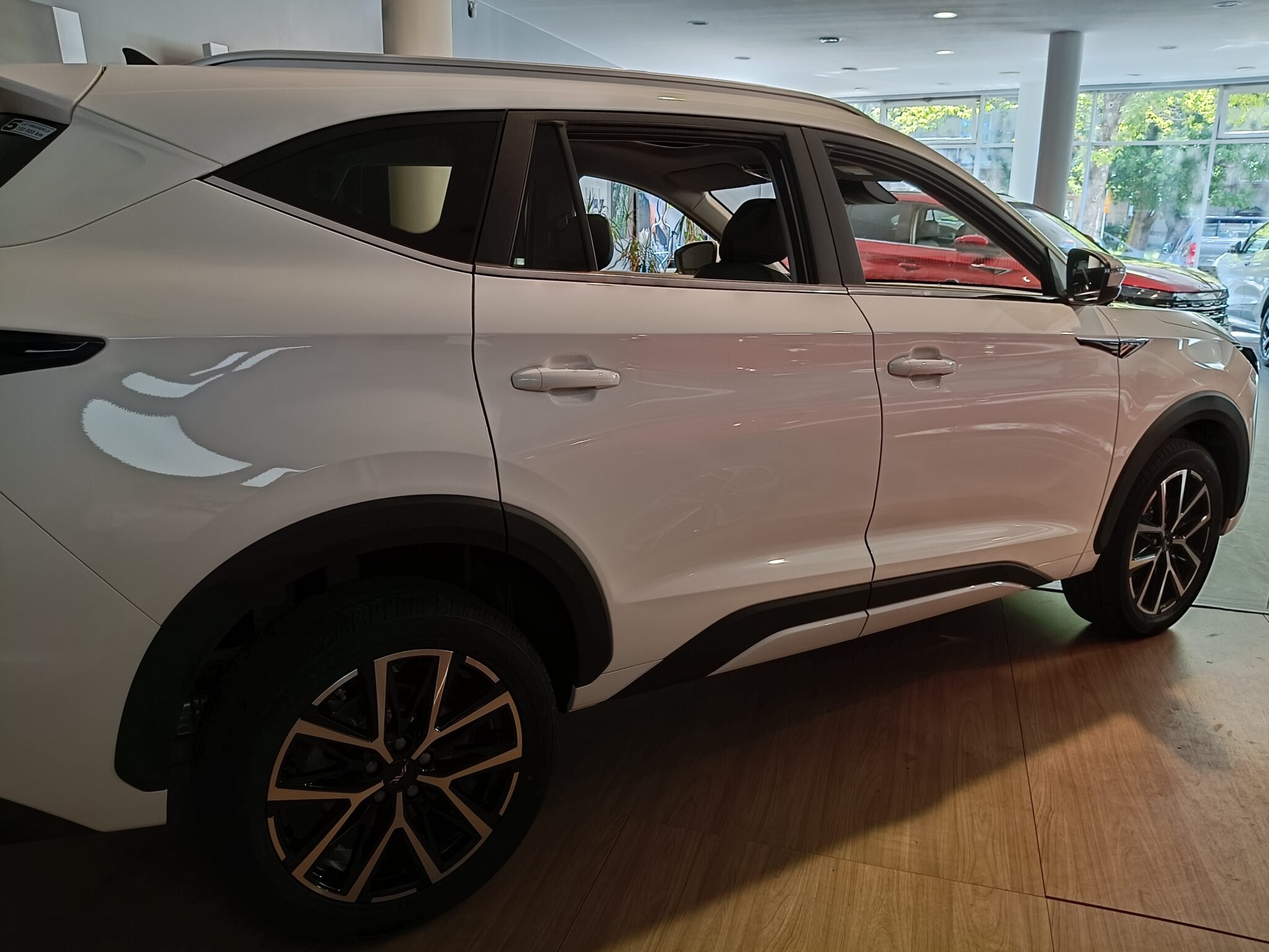 JAC JS8 PRO 1.5 175KM 2WD 7AT 6OS. 2026