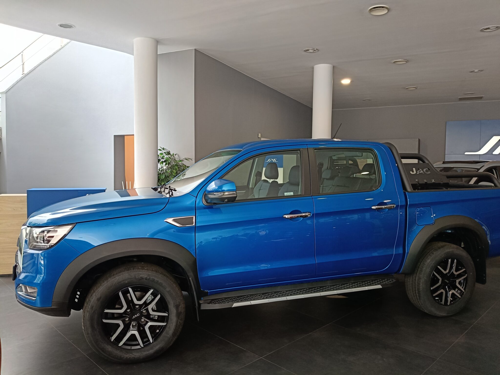 JAC T8 PRO 2.0D 136KM 4WD 6MT 2026