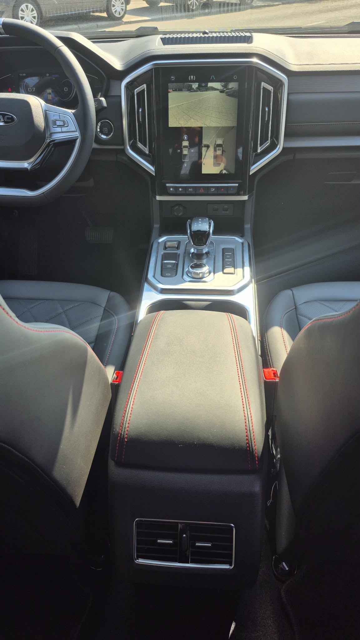 JAC T9 2.0D 163KM 4WD 8AT 2026